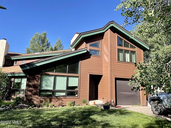 3rd image of 160 Stone Creek Dr #B