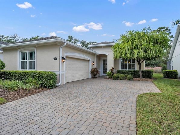 Homes For Sale in Victoria Gardens FL