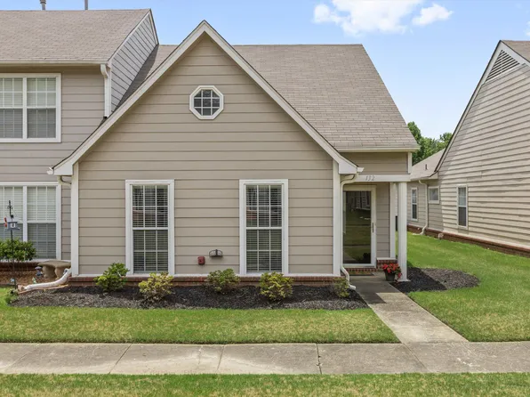 132 Center Springs Dr, Collierville, TN 38017