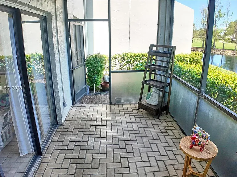 900 Greensward Ln #111-G — Photo 38