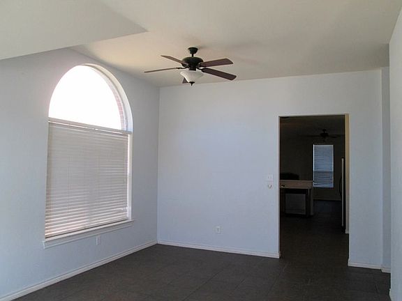 4th image of 6436 Canyon Trl