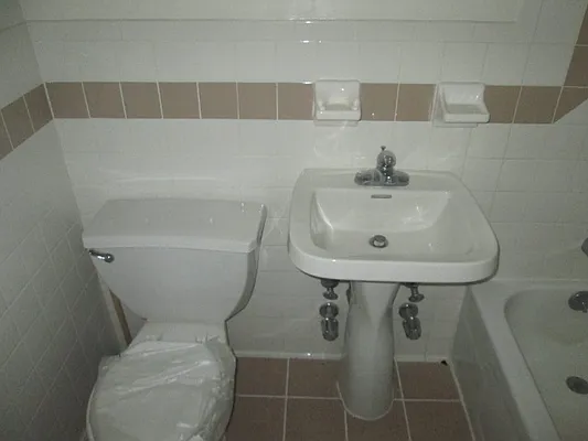 Rented by The Hamilton Group | media 9