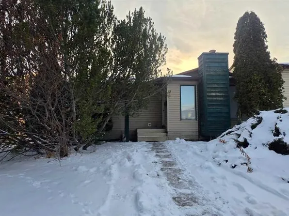 235 E Fallswater Rd NE, Calgary, AB T3J 1B2