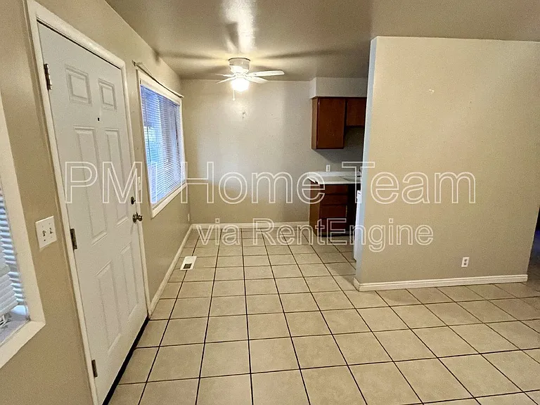 3476 Brinker Ave #4 — Photo 2