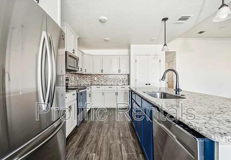 5301 Primavera Ln — Photo 12