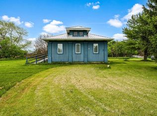 28505 State Road 2 Rd, New Carlisle, IN 46552