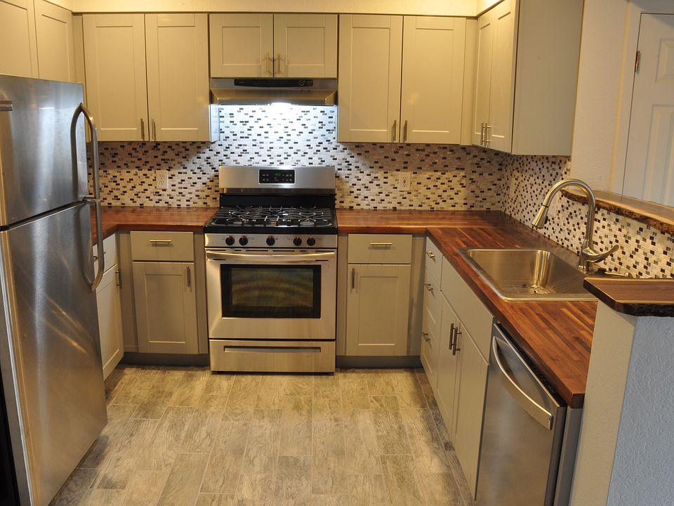 Kitchen recently remodeled