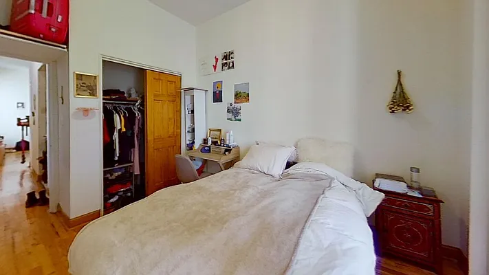 Rented by Bond New York | media 4