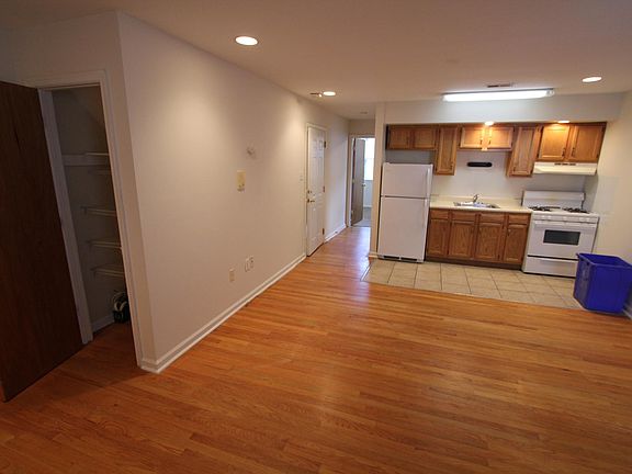 2nd image of 1718 Montrose St Floor 2