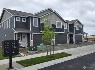 400 SW Ballast Way, Oak Harbor, WA 98277