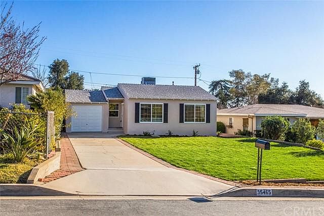 1st image of 35465 Acacia Ave