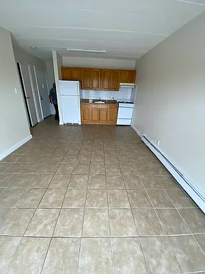 Rented by Contact Realty | media 2