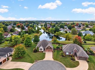 5611 N 10th Avenue, Ozark, MO 65721