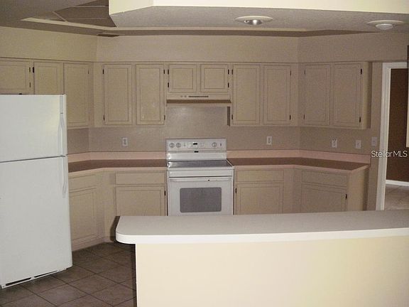2nd image of 2432 Bancroft Blvd