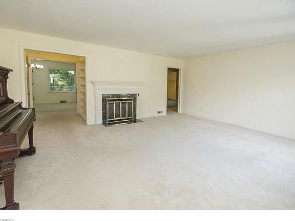 4th image of 18891 Inglewood Ave