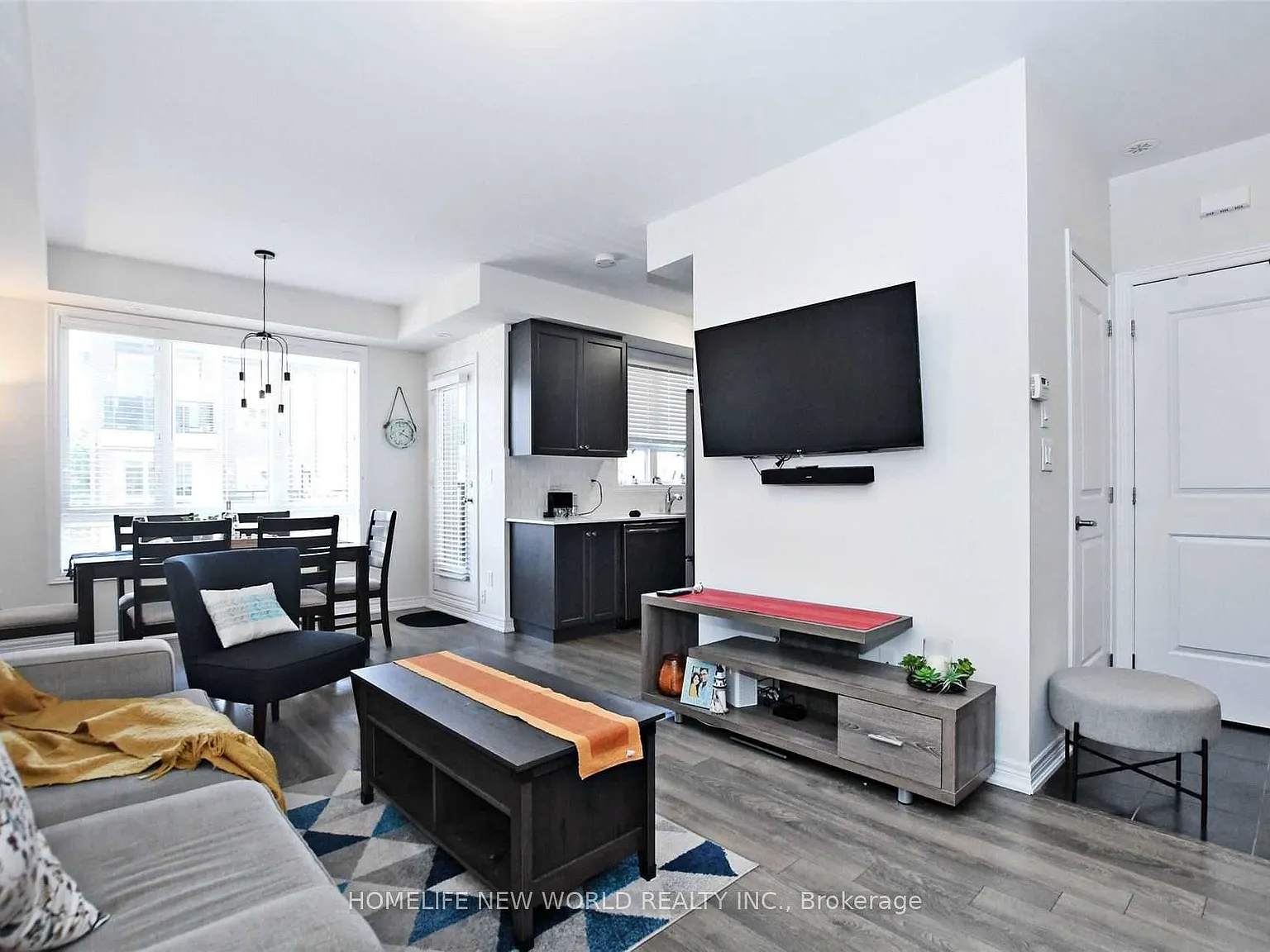 2 bed, $2,850 — Photo 3