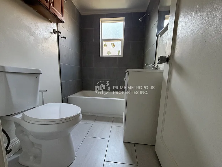 27 Topeka Ave #2 — Photo 6