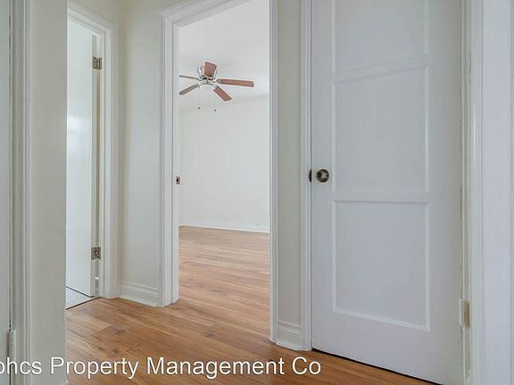 5th image of 2021 1/2 S Sherbourne Dr #7163877