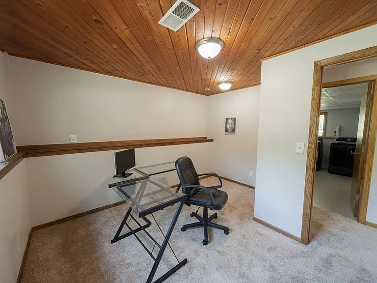 11379 Red Fox Dr N — Photo 23