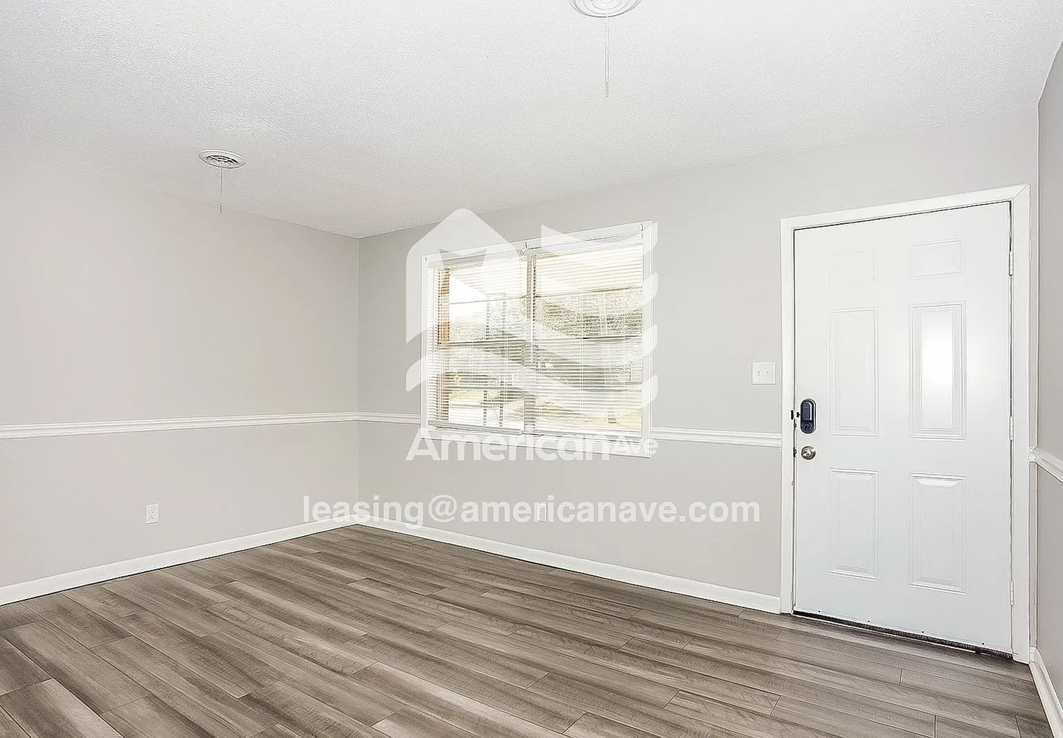 3 bed, 1.5 bath, 1169 sqft, $1,450 — Photo 2