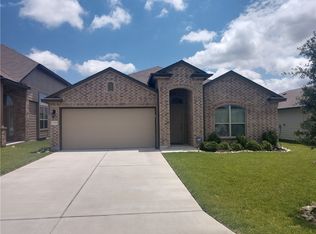 137 Zoisite Ln, Jarrell, TX 76537