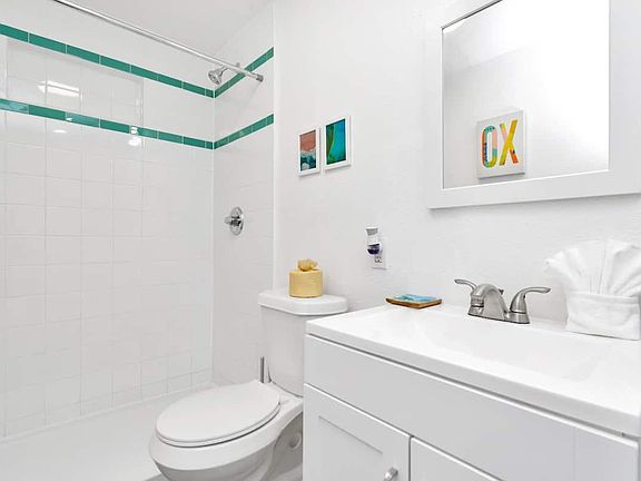 5th image of 2910 Avenue K #1