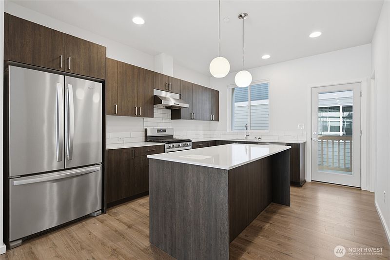 4th image of 2328 N 185TH #B