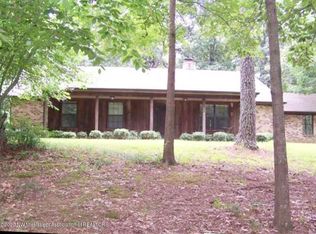 927 Green Acres Dr, Hernando, MS 38632