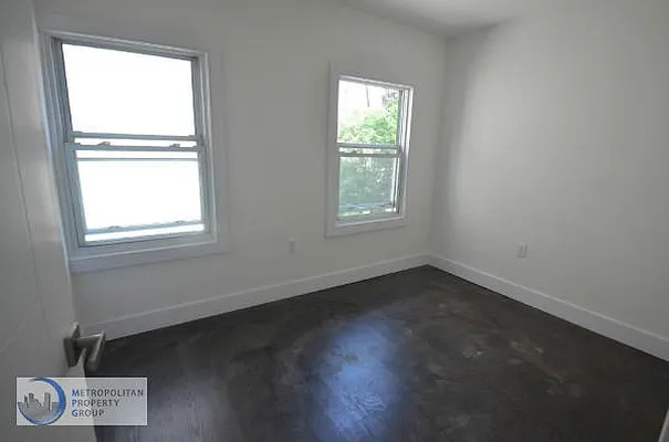 Rented by Metropolitan Property Group | media 64