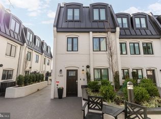 1204 Eton Ct NW #T2, Washington, DC 20007