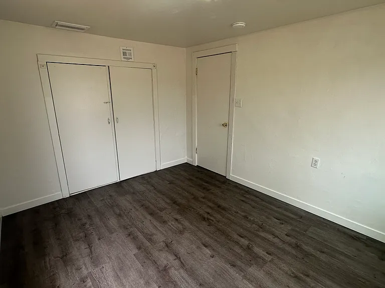 227 W Church Ave — Photo 5