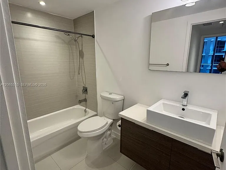 1010 SW 2nd Ave #607 — Photo 9