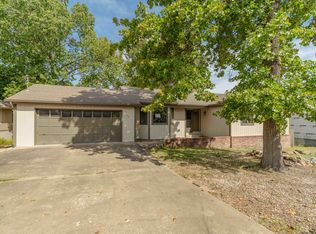 34 Luncarty Ln, Bella Vista, AR 72715