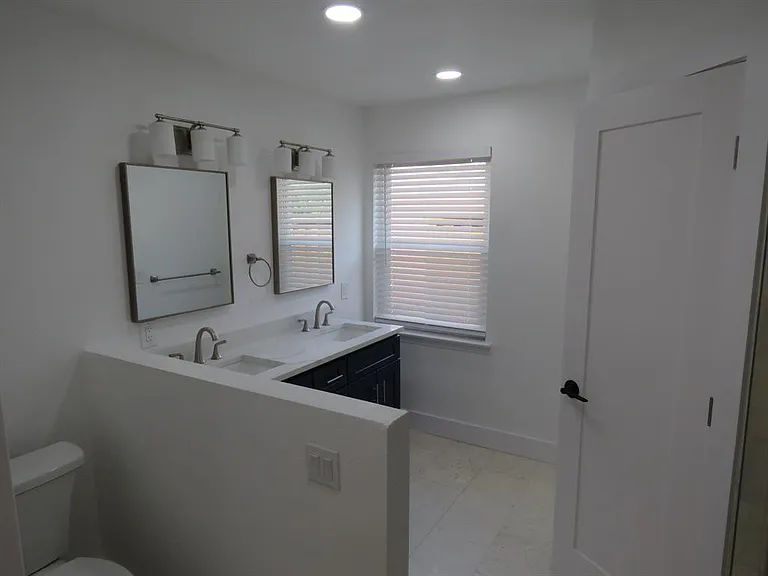 413 Marilu St — Photo 3