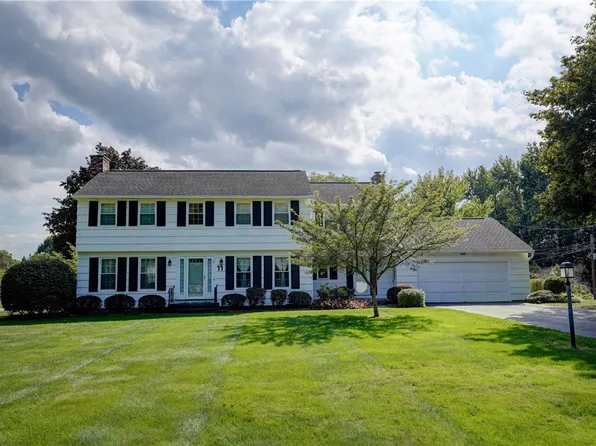 11 Van Cortland Dr, Pittsford, NY 14534