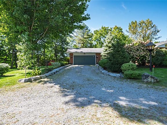 4th image of 208 Decou Rd