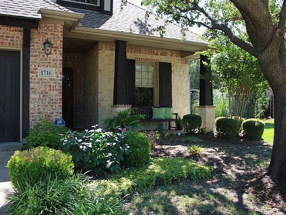 4th image of 1716 Hackett Creek Dr