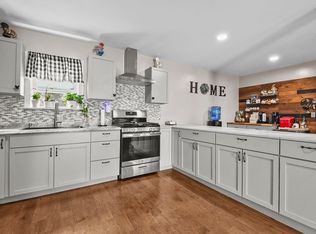 670 Walnut St, Fall River, MA 02720