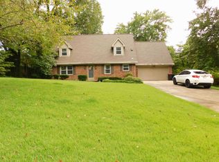 7133 Sharon Rd, Newburgh, IN 47630