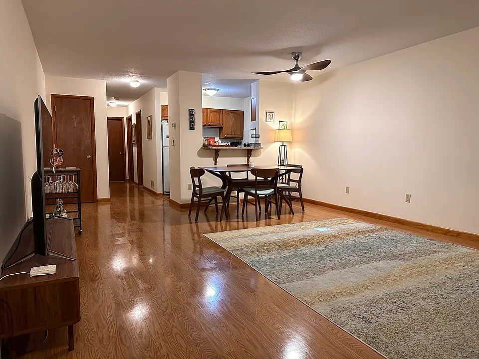 3370 Madison Ave #2A