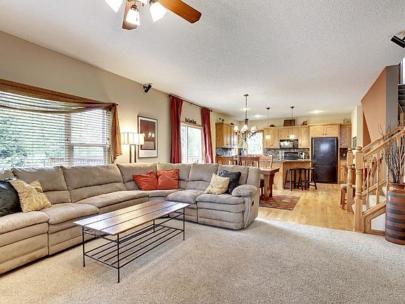 5th image of 2317 Seurer St
