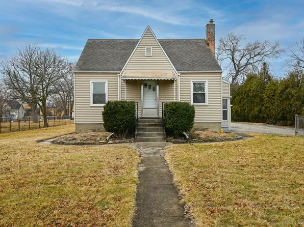 2316 N Hawthorne Ave, Melrose Park, IL 60164