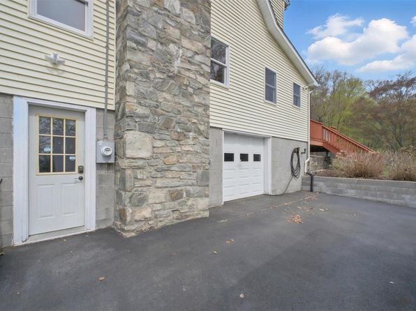 26 Ticonderoga Road, Carmel, NY 10512