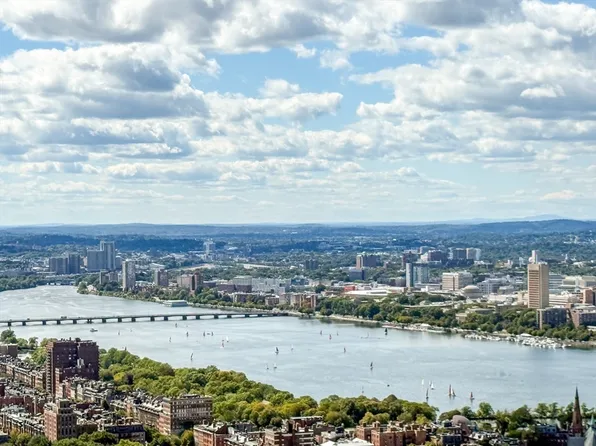 1 Franklin St Unit 5106, Boston, MA 02110