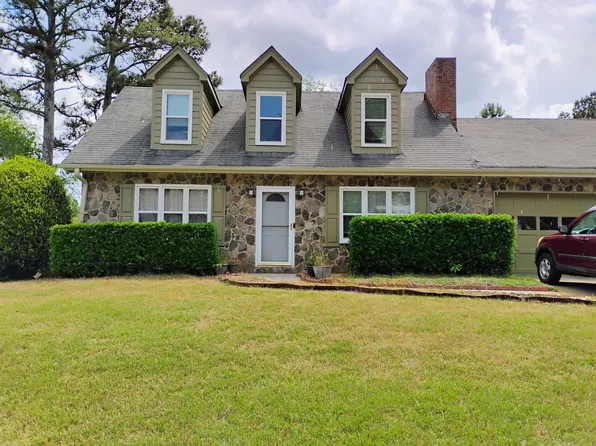 6397 Phillips Pl, Lithonia, GA 30058