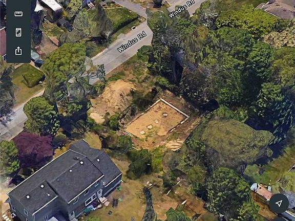 2nd image of 6 Windus Dr