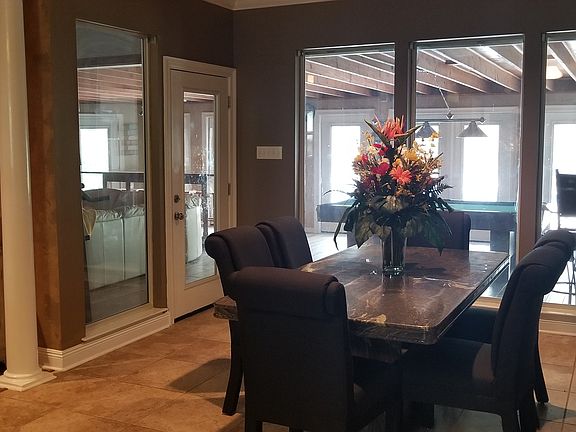 2nd image of 33493 Beverly Dr