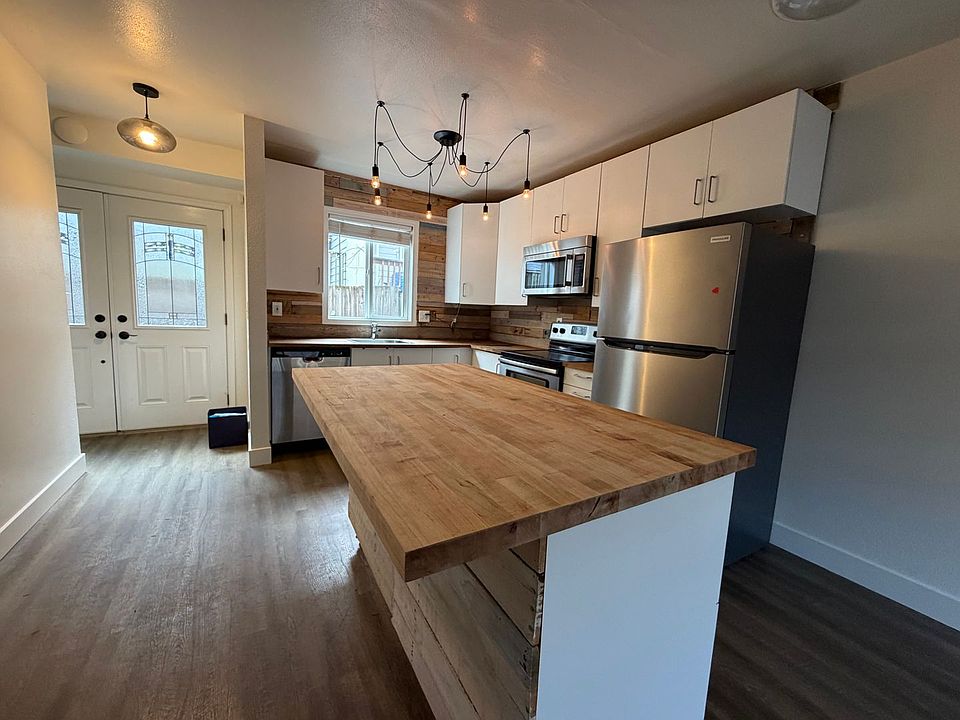 1st image of 7831-7837 SW 34th Ave #7833
