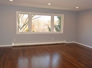 126 3rd St FLOOR 2, Ridgefield Park, NJ 07660