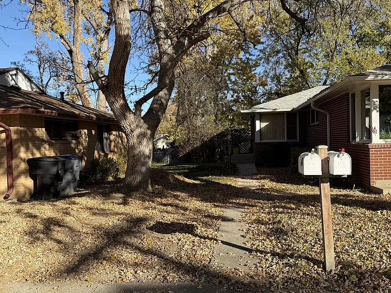 808-810 Apple Ct #808 — Photo 14